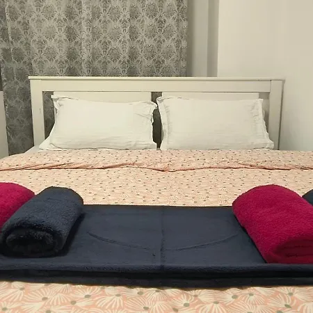 Apartment Old Town With 4 Private Bedrooms For Up To 14 People *