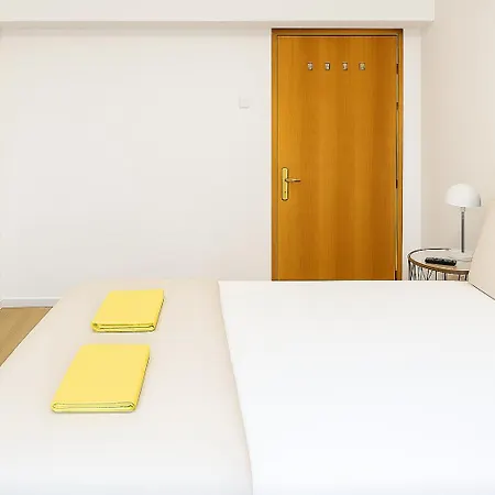 Διαμέρισμα Old Town With 4 Private Bedrooms For Up To 14 People